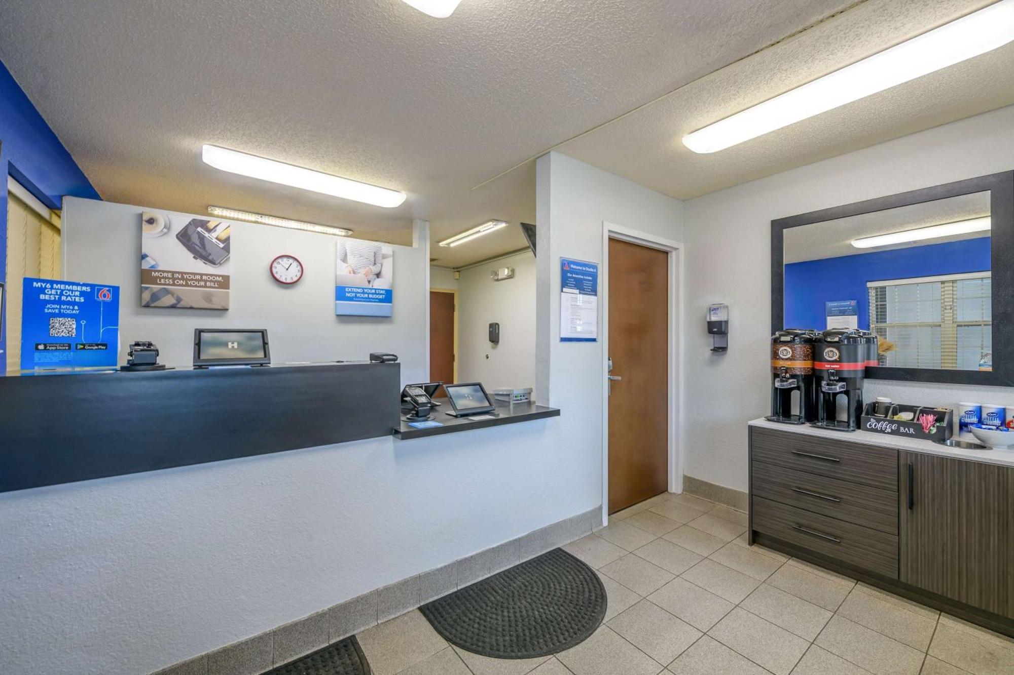 Studio 6 Columbus Ga Columbus Airport Exterior photo